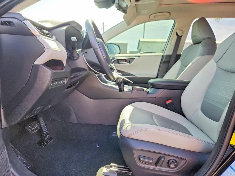 2019 TOYOTA RAV4 LIMITED LIMITED 7