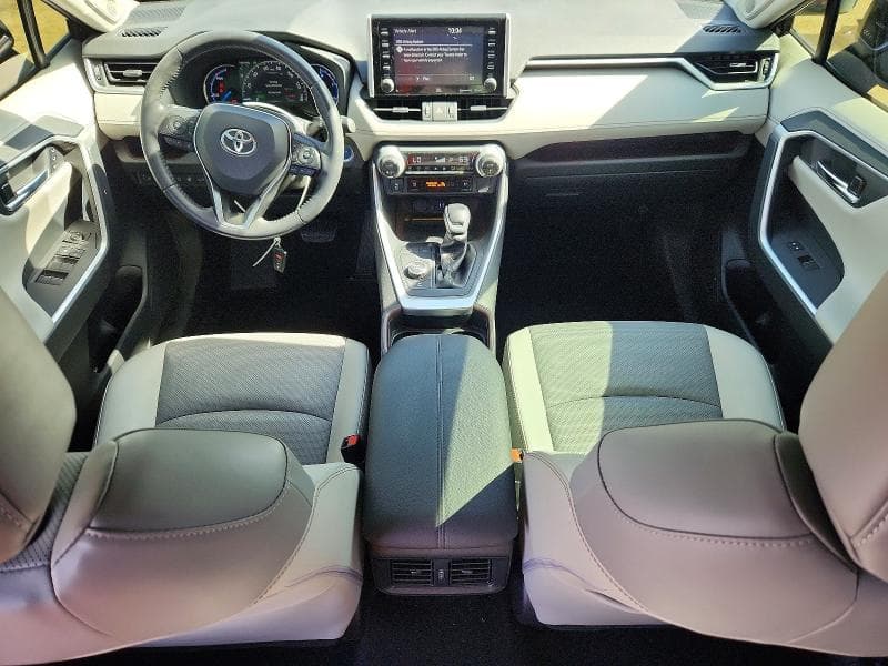 2019 TOYOTA RAV4 LIMITED LIMITED 8