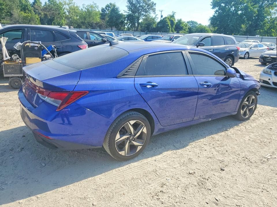 2023 HYUNDAI ELANTRA SEL 3