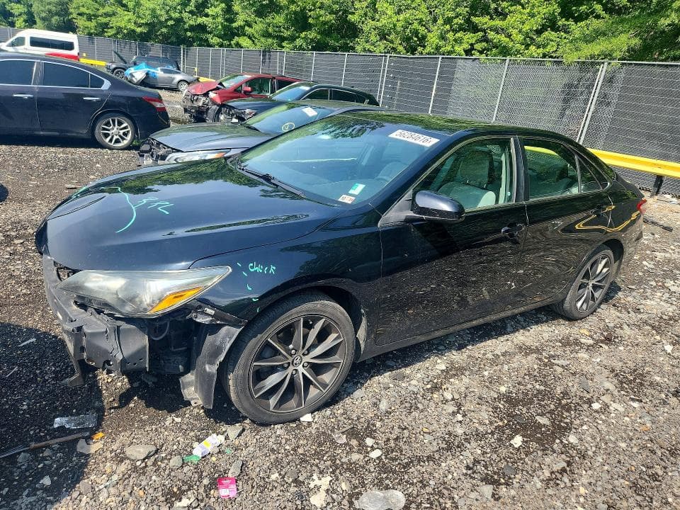 2017 TOYOTA CAMRY XSE - 1