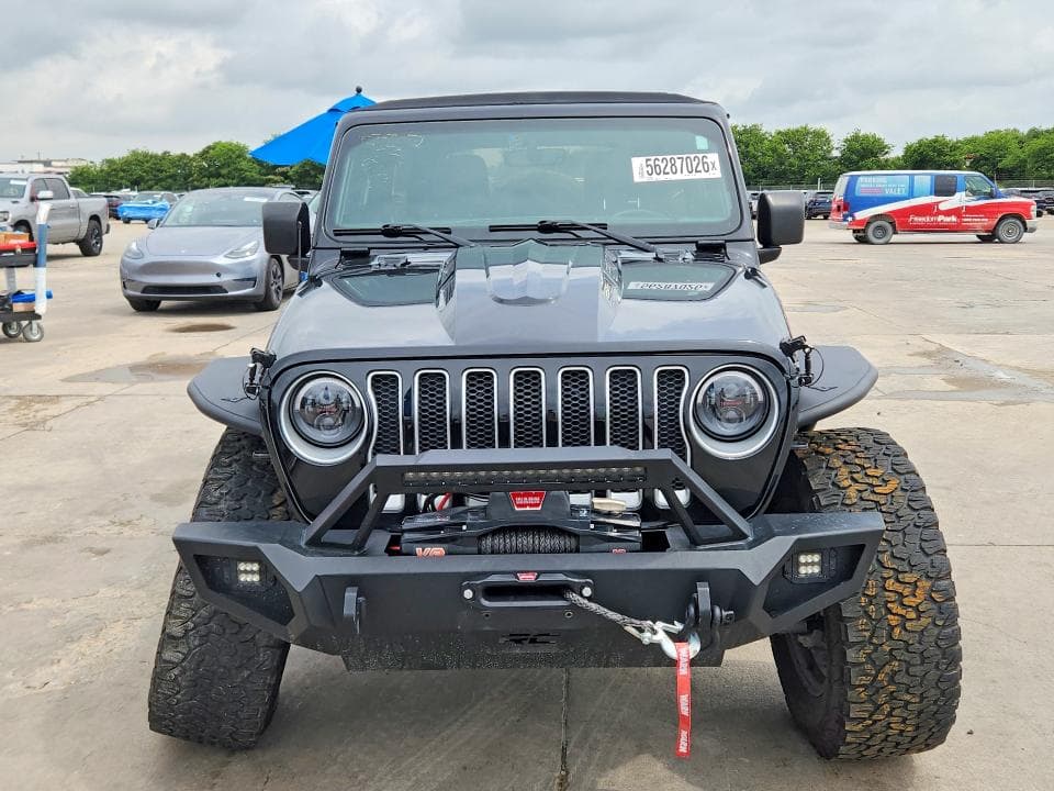 2018 JEEP WRANGLER UNLIMITED SAHARA 5