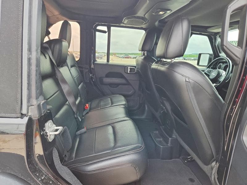 2018 JEEP WRANGLER UNLIMITED SAHARA 10