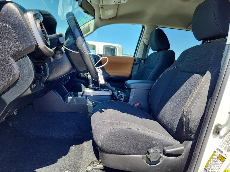 2017 TOYOTA TACOMA SR5 V6 7