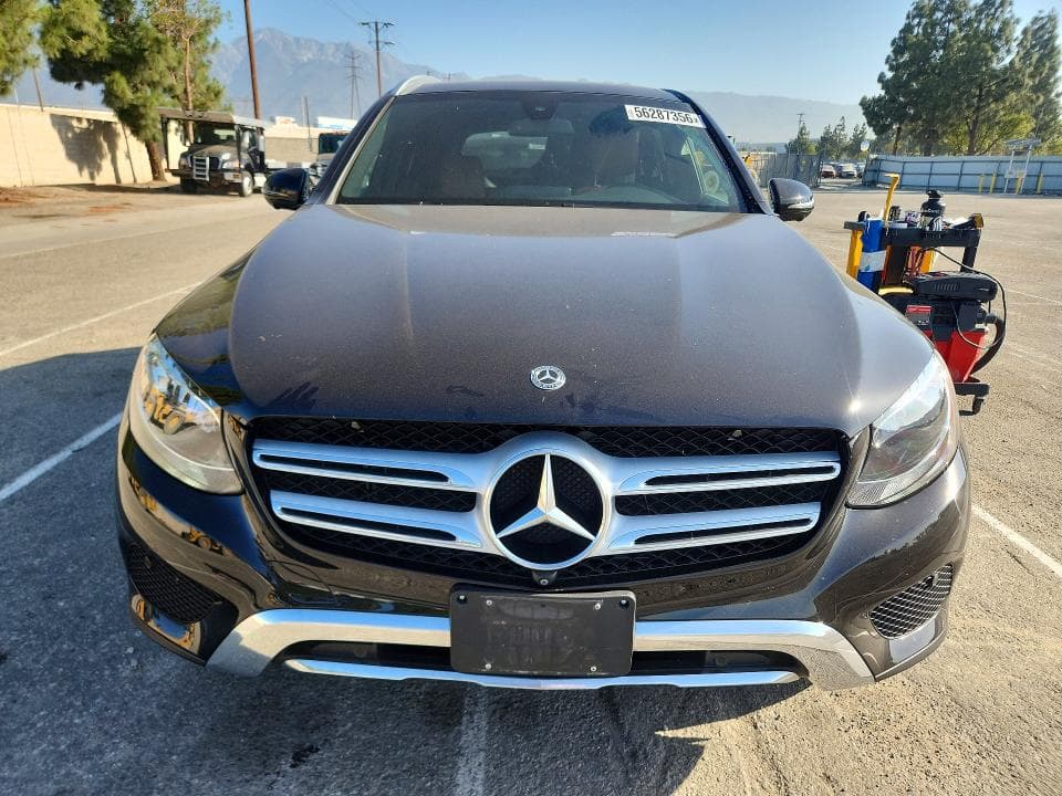 2019 MERCEDES-BENZ GLC 300 4MATIC 5