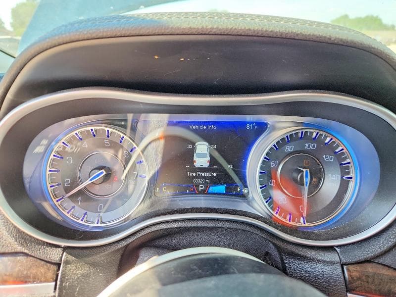 2018 CHRYSLER 300 LIMITED 9