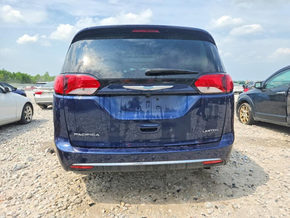 2020 CHRYSLER PACIFICA LIMITED 6