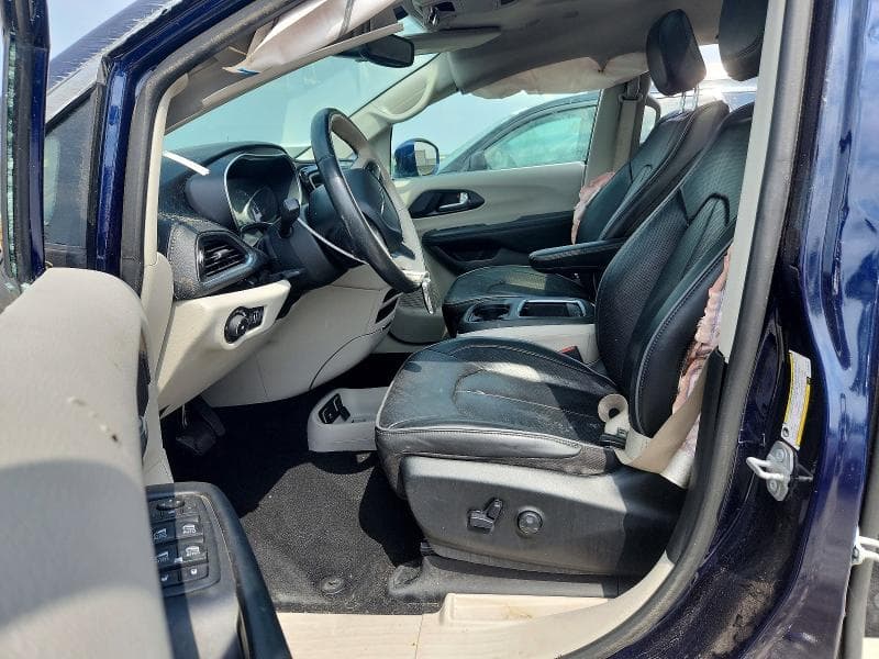 2020 CHRYSLER PACIFICA LIMITED 7