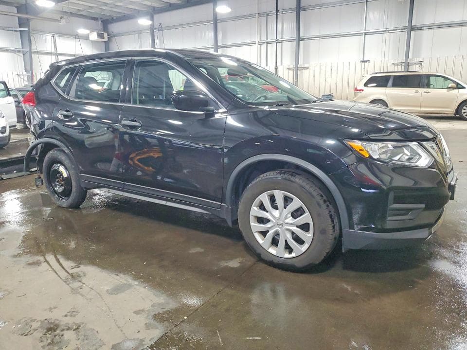 2017 NISSAN ROGUE S 4