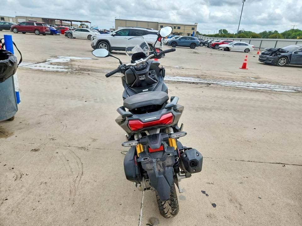 2025 HONDA ADV160 A 4