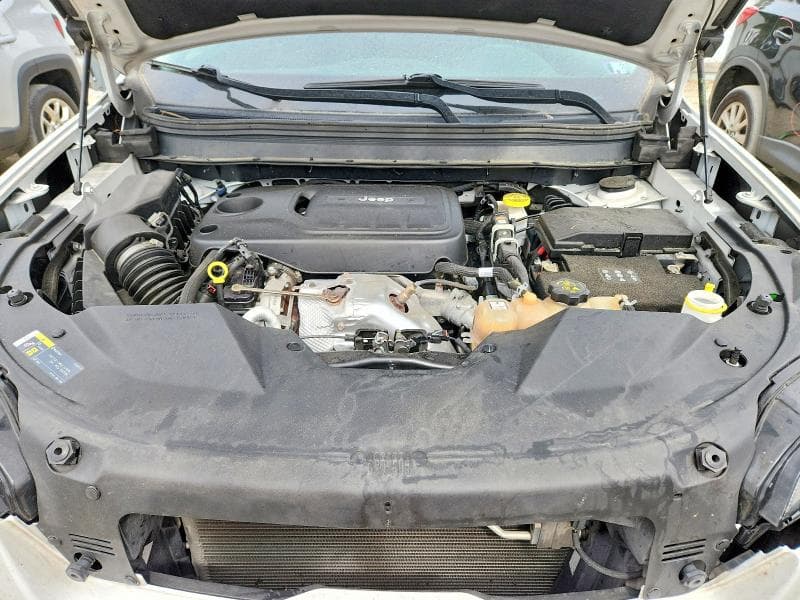 2019 JEEP CHEROKEE LATITUDE PLUS LATITUDE PLUS 12