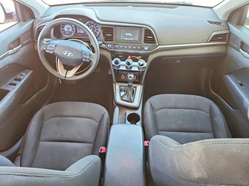 2019 HYUNDAI ELANTRA SE 8