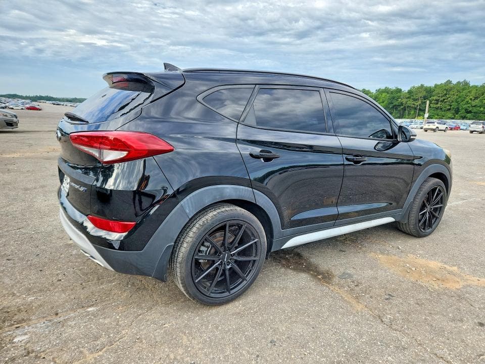 2017 HYUNDAI TUCSON LIMITED 3