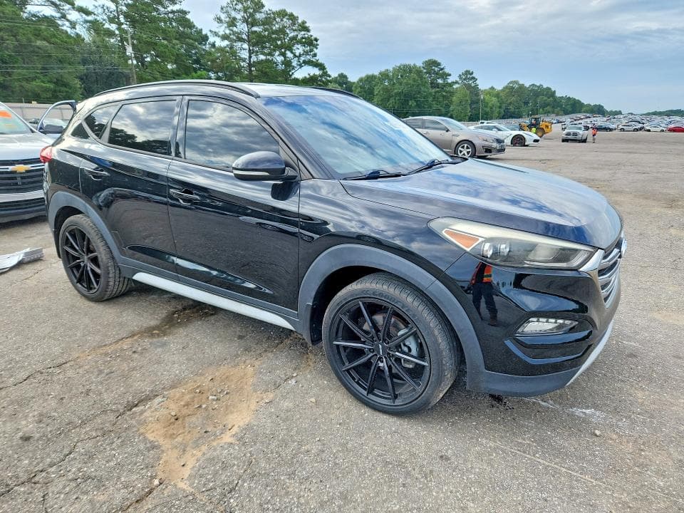 2017 HYUNDAI TUCSON LIMITED 4