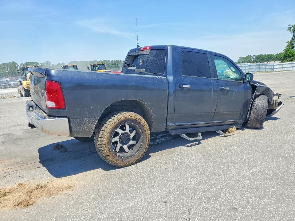 2017 RAM 1500 SLT SLT 4