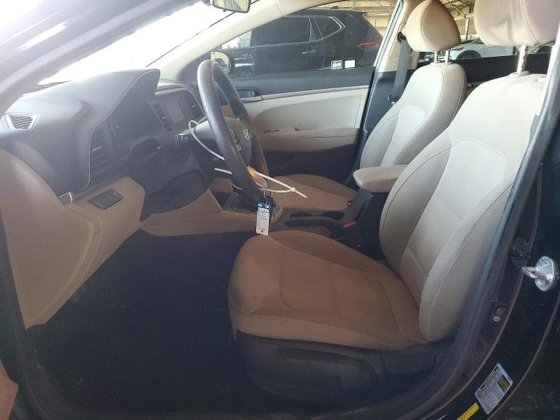 2019 HYUNDAI ELANTRA SE 7