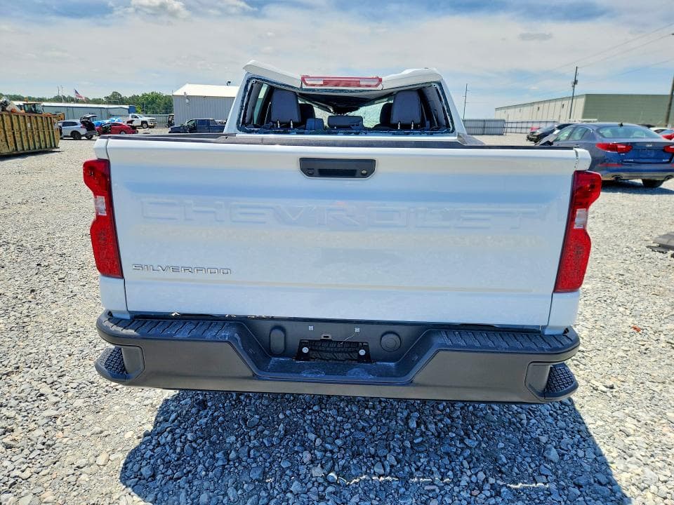 2026 CHEVROLET SILVERADO K1500 6