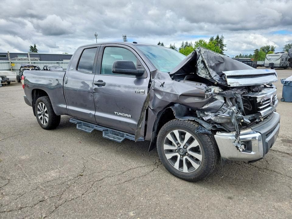 2017 TOYOTA TUNDRA SR5 SR5 4