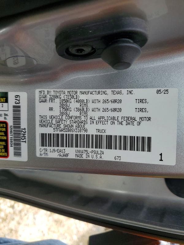 2025 TOYOTA TUNDRA LIMITED LIMITED 12