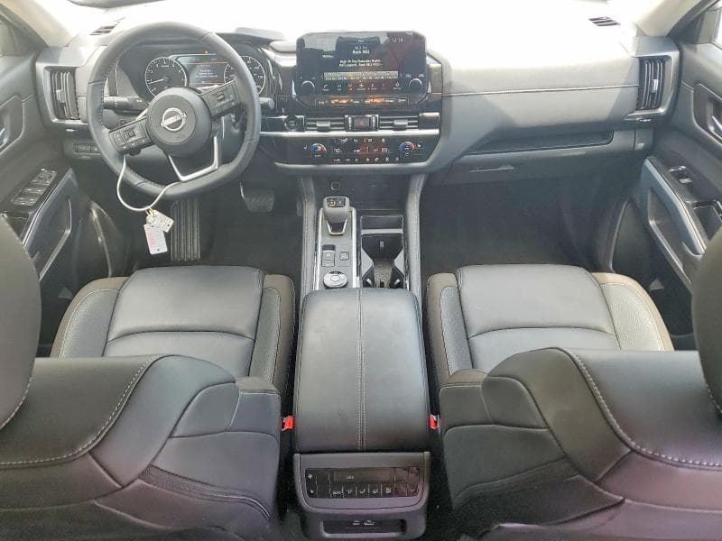 2025 NISSAN PATHFINDER SL 8