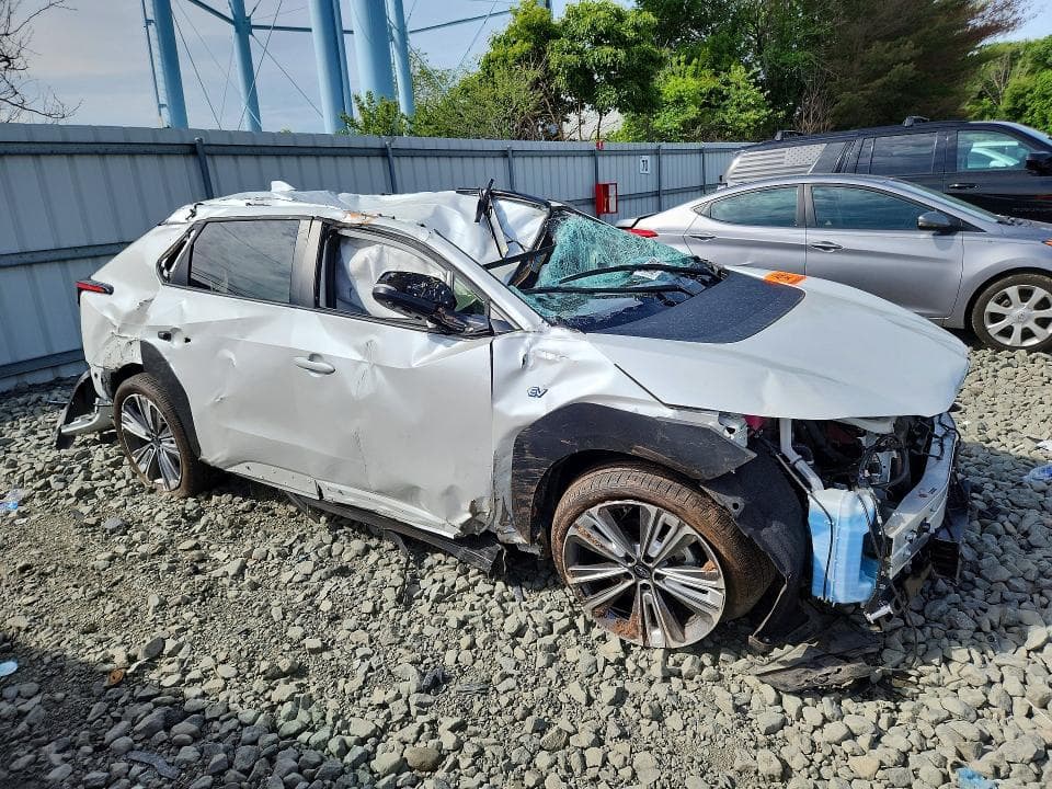 2024 SUBARU SOLTERRA PREMIUM 4