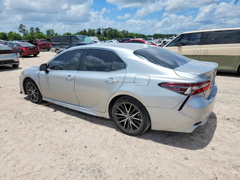 2021 TOYOTA CAMRY SE 2