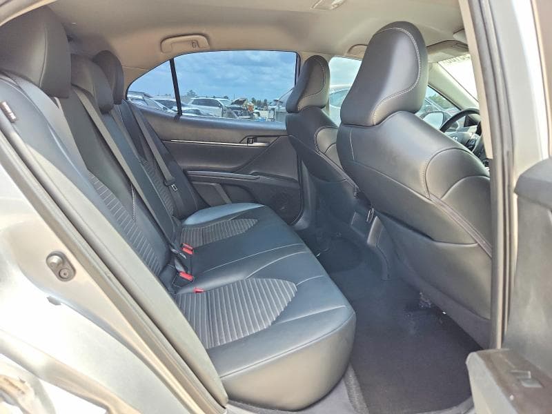 2021 TOYOTA CAMRY SE 10