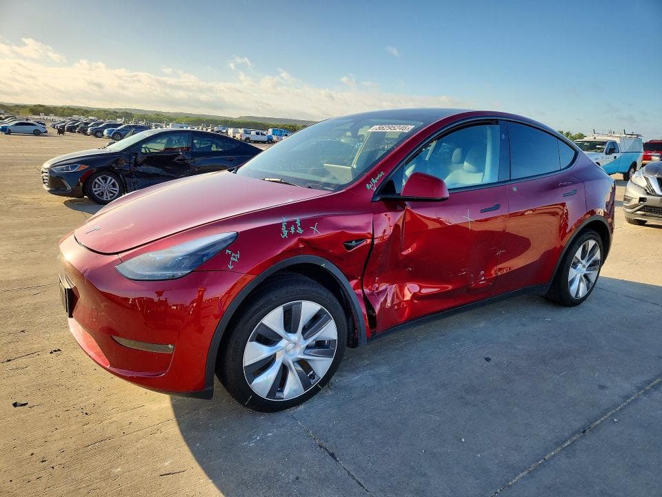 2024 TESLA MODEL Y 1