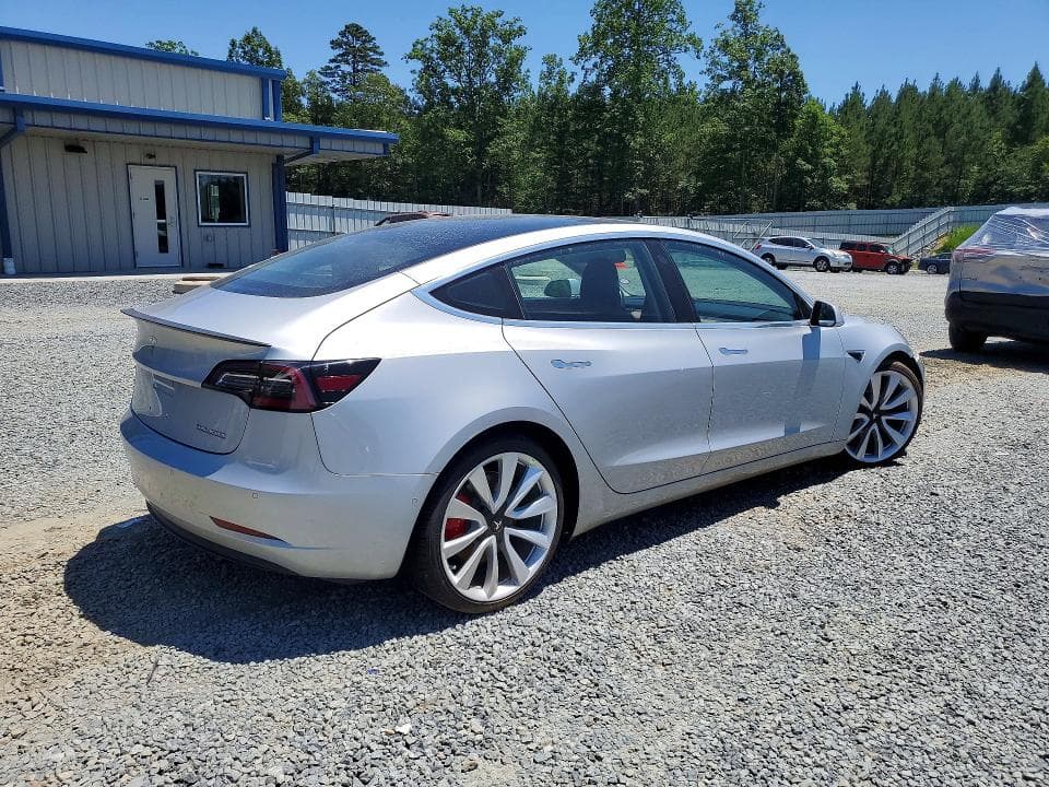 2018 TESLA MODEL 3 3