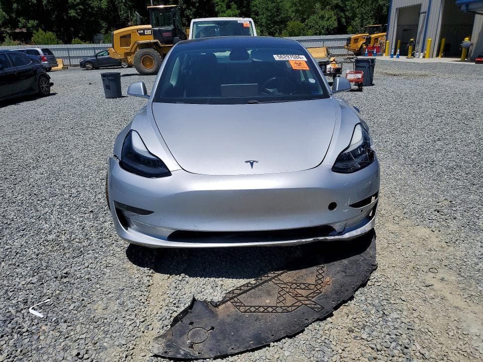 2018 TESLA MODEL 3 5