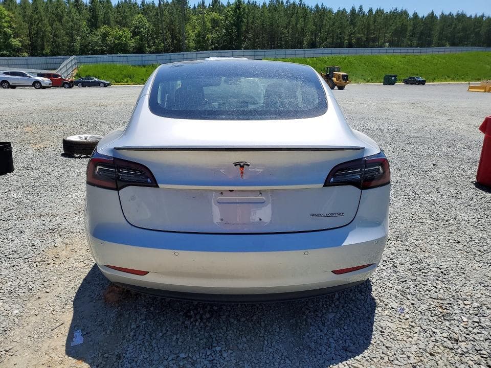 2018 TESLA MODEL 3 6