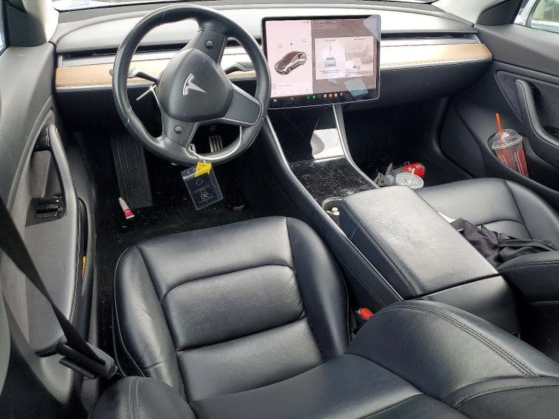 2018 TESLA MODEL 3 8