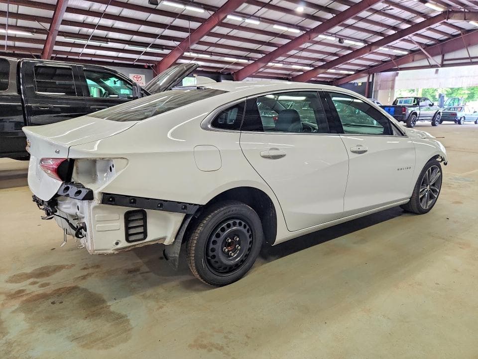 2022 CHEVROLET MALIBU LT LT 4