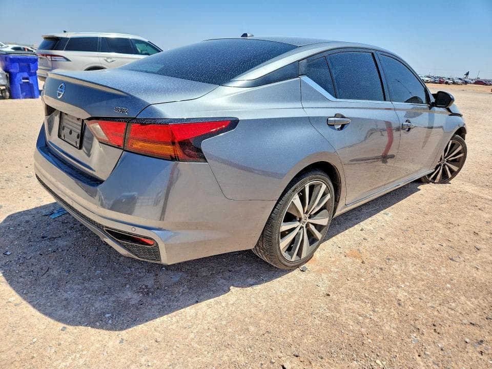 2022 NISSAN ALTIMA SR SR 3