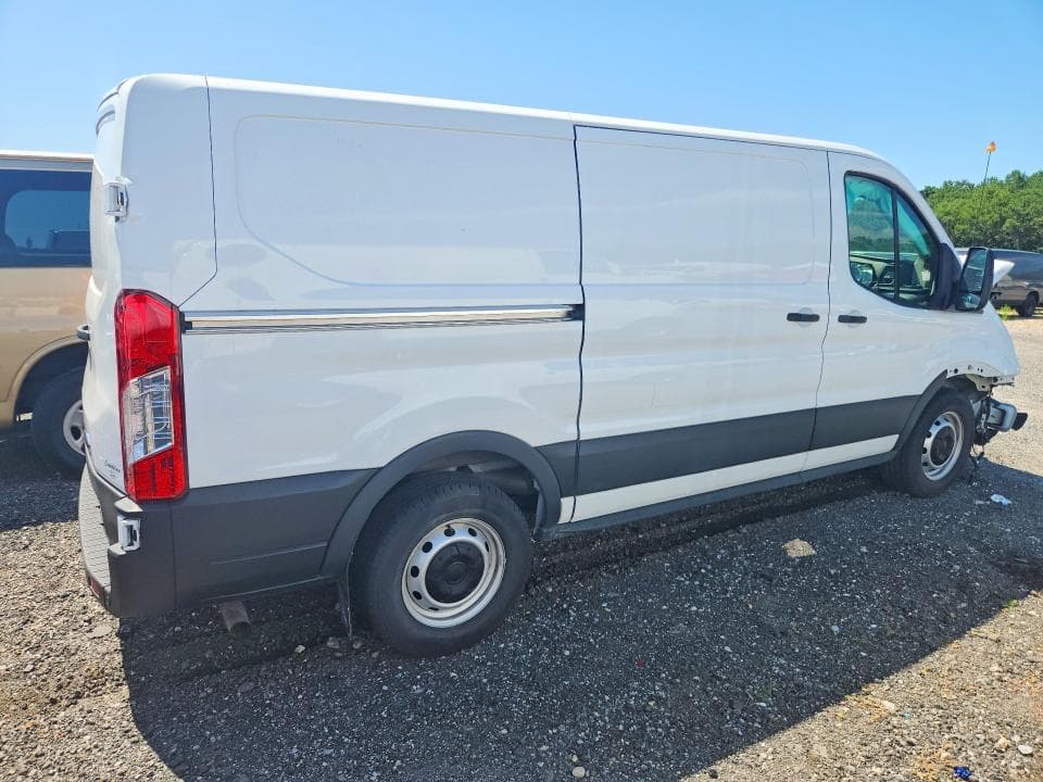 2024 FORD TRANSIT 150 DELIVERY VAN 3