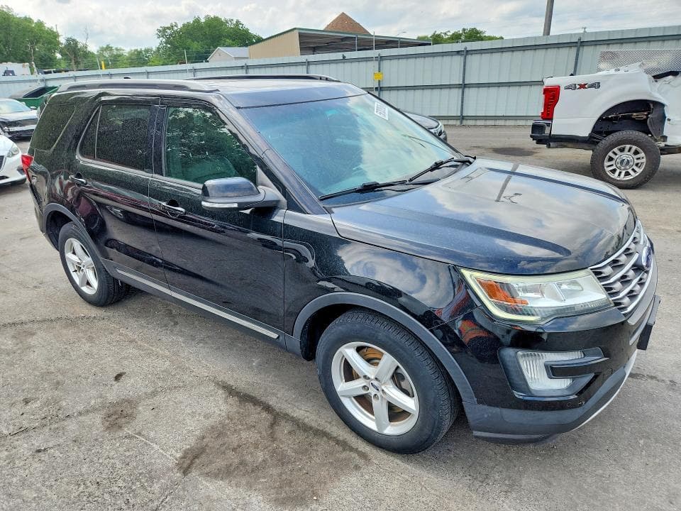 2017 FORD EXPLORER XLT XLT 4