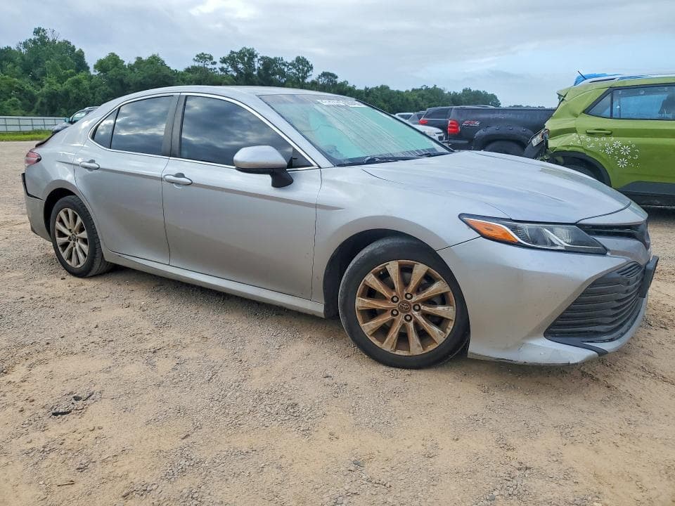 2019 TOYOTA CAMRY LE LE 4