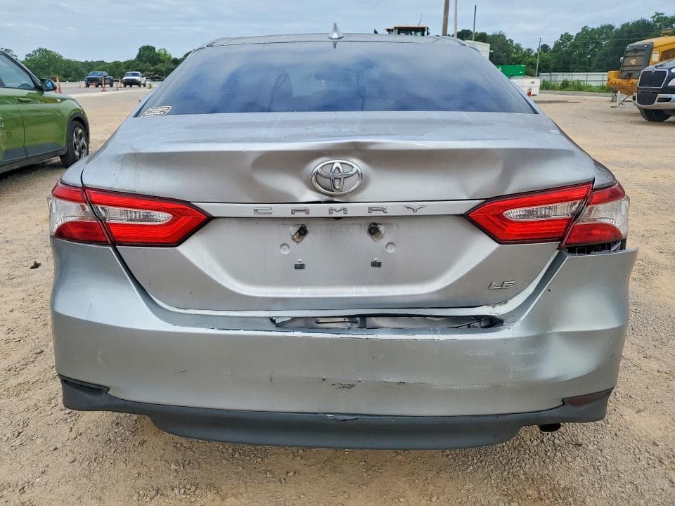 2019 TOYOTA CAMRY LE LE 6