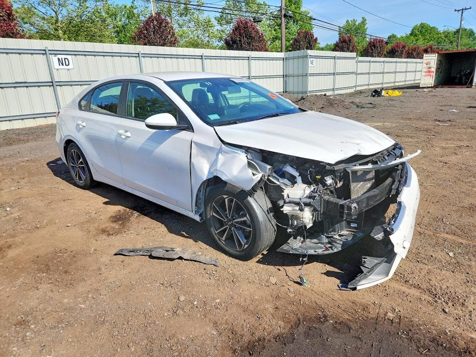 2024 KIA FORTE LXS 4