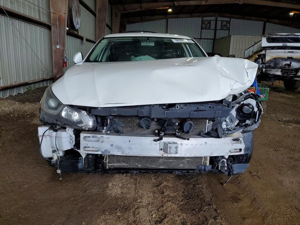 2019 NISSAN ALTIMA 4 D 5