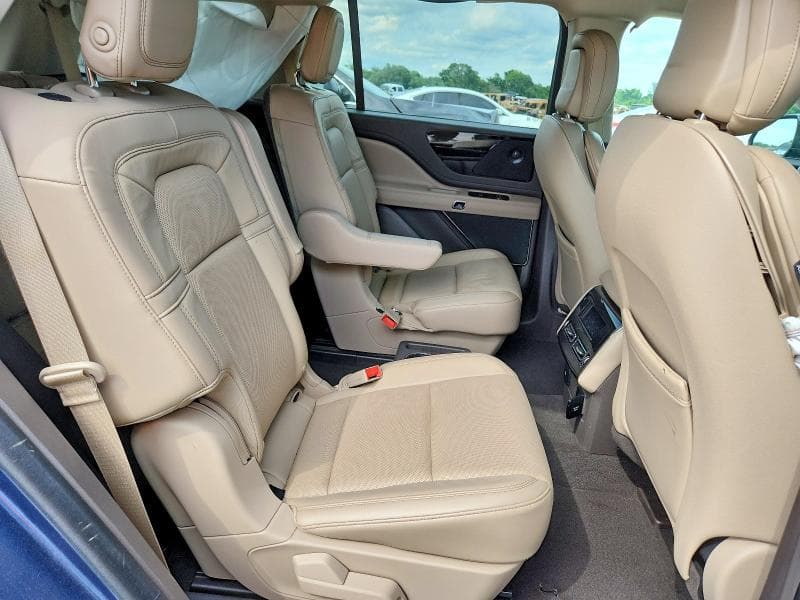 2020 LINCOLN AVIATOR RESERVE 11