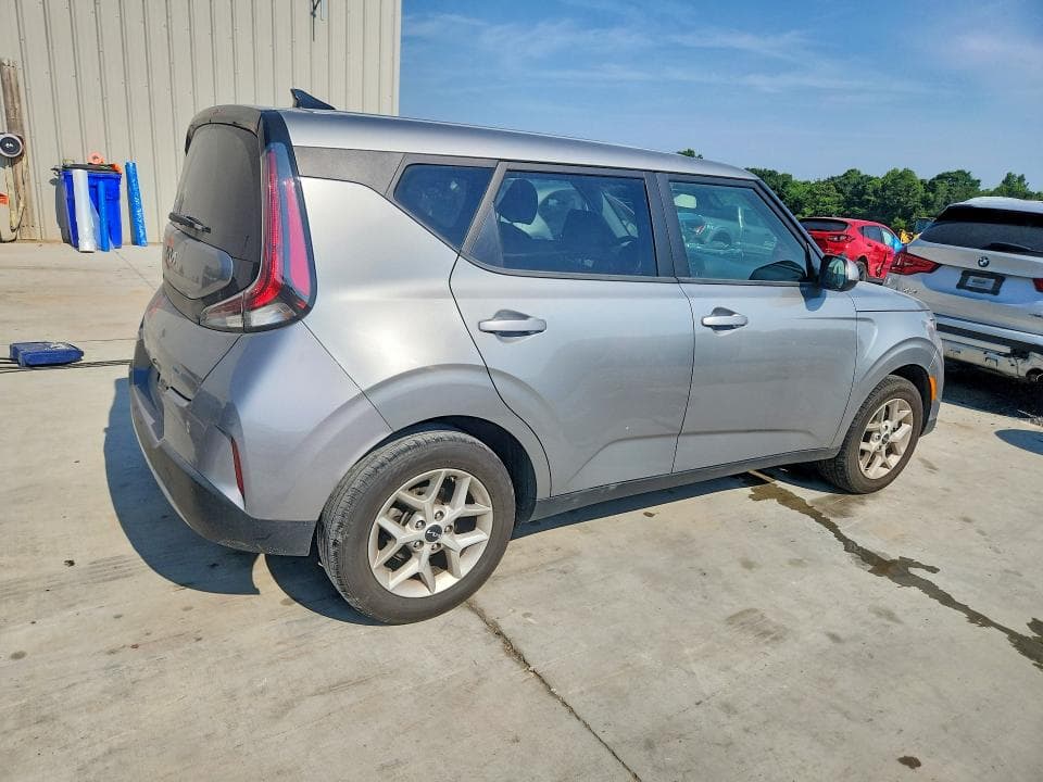 2025 KIA SOUL LX 3