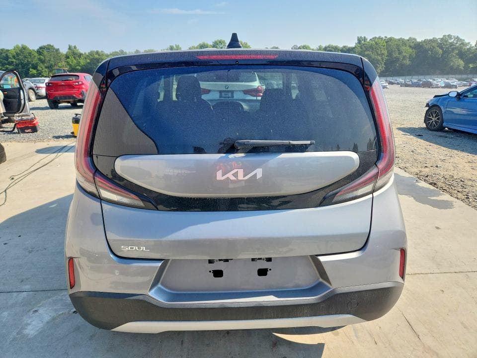 2025 KIA SOUL LX 6