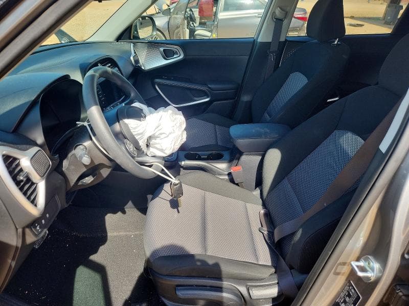 2023 KIA SOUL LX LX 7