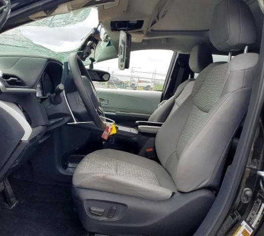 2025 TOYOTA SIENNA 7