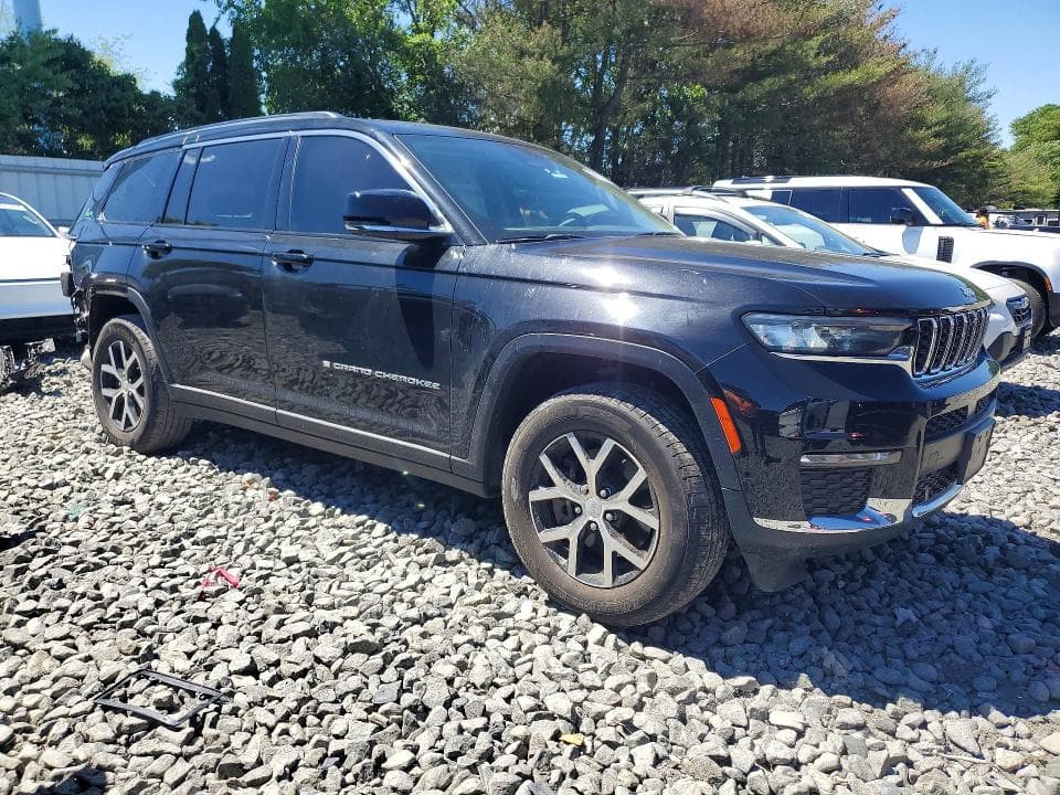 2023 JEEP GRAND CHEROKEE L LIMITED 4
