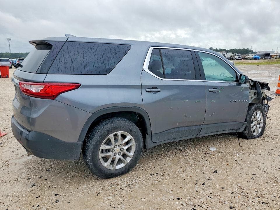 2021 CHEVROLET TRAVERSE LS 3