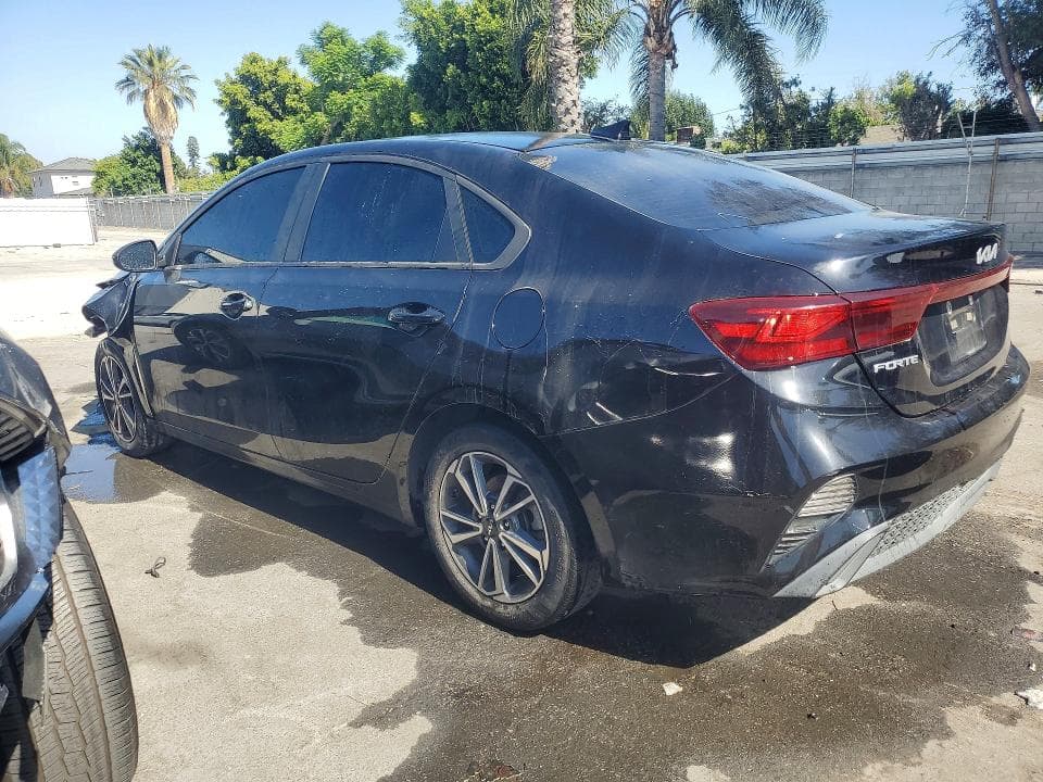 2022 KIA FORTE LXS 2