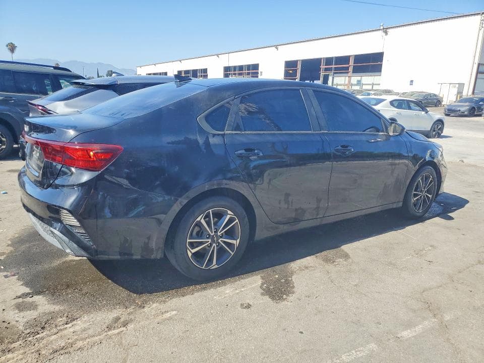2022 KIA FORTE LXS 3