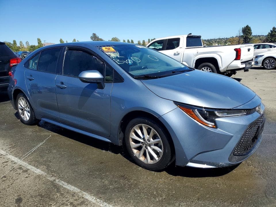 2021 TOYOTA COROLLA LE 4
