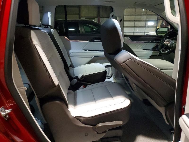 2025 GMC ACADIA DENALI 11